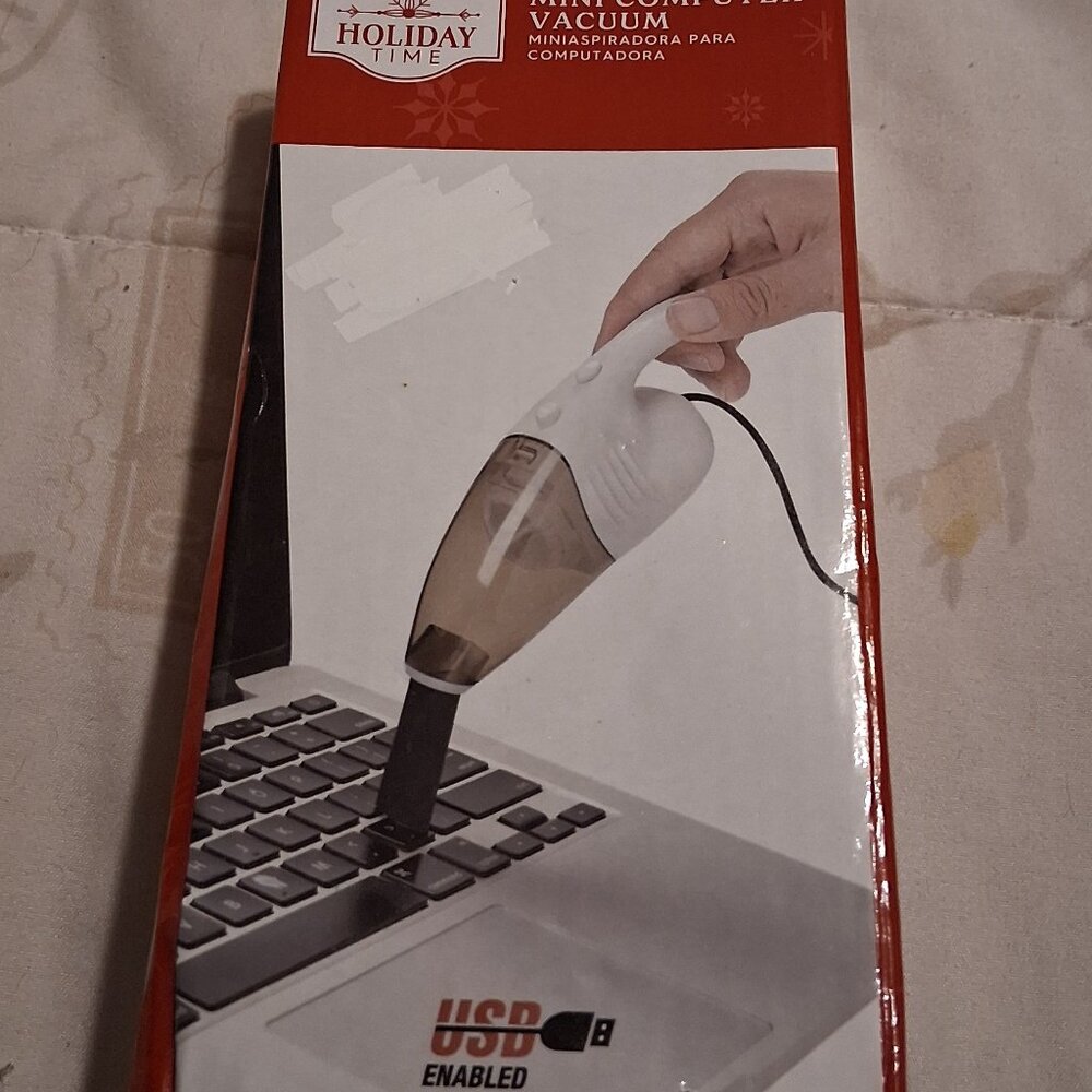 LAPTOP CLEANER MACHINE closing APRIL 1/2026 SO PLEASE DONT WAIT TO MAKE OFFER. - Picture 1 of 1